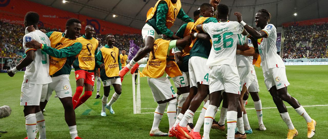 Senegal izbacio Ekvadorce i prošao dalje (1:2), prva Nizozemska očekivano dobila Katar (2:0)