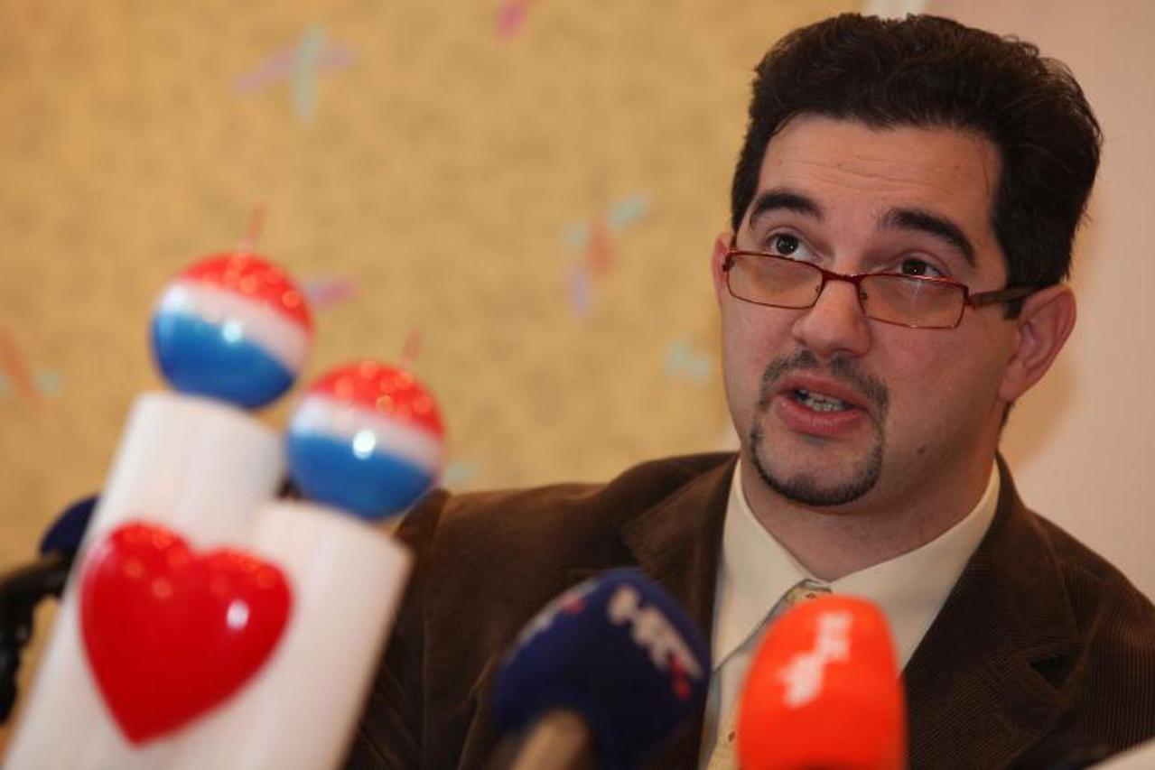 petar - krešimir hodžić