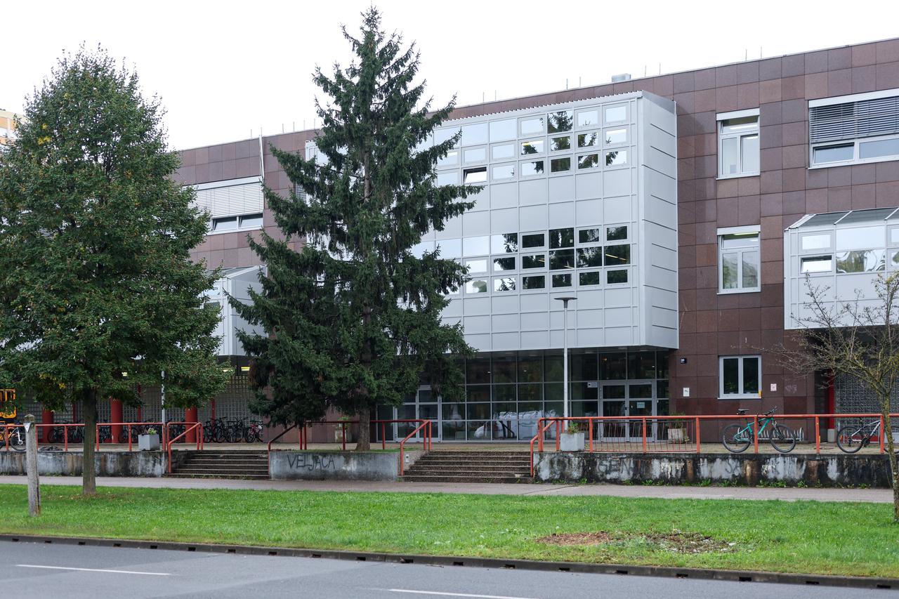 Zagreb: Novi fakultativni predmet Digitalna pismenost održavat će se u I. gimnaziji