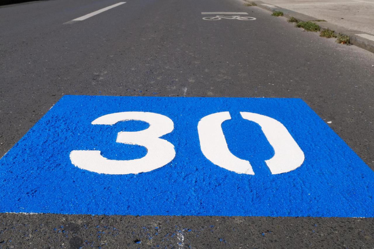 Zagreb: U Zvonimirovoj i okolnim ulicama postavljeni znakovi s ograničenjem brzine