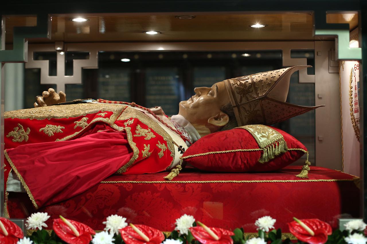 Grobnica Alojzija Stepinca