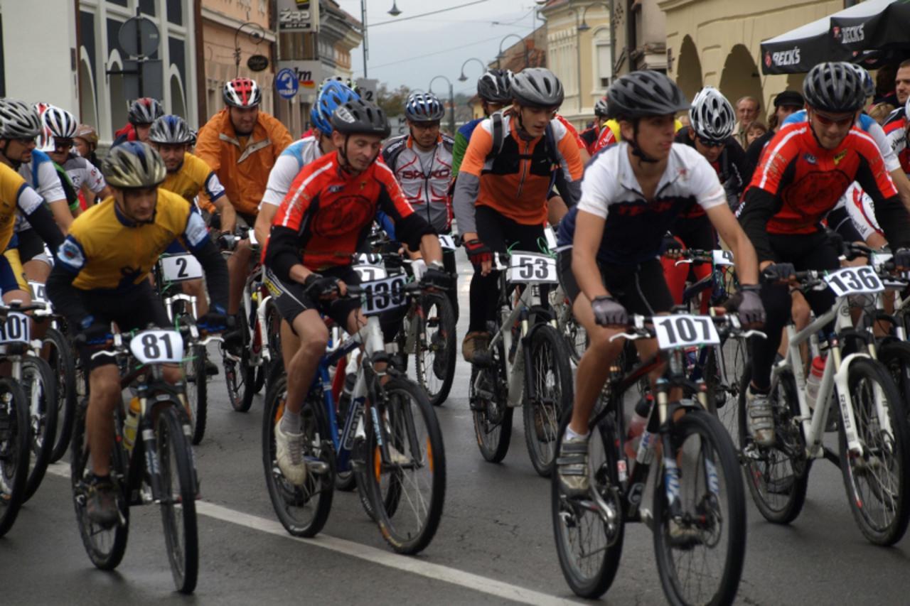 'OLYMPUS DIGITAL CAMERA'