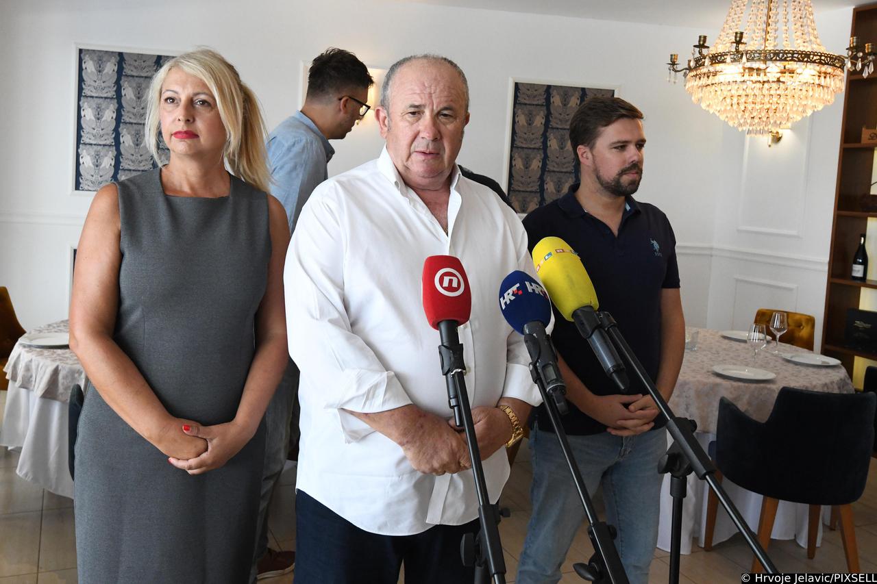 Rogoznica: Željko Kerum obratio se javnosti dan nakon izvanrednih izbora za splitskog gradonačelnika