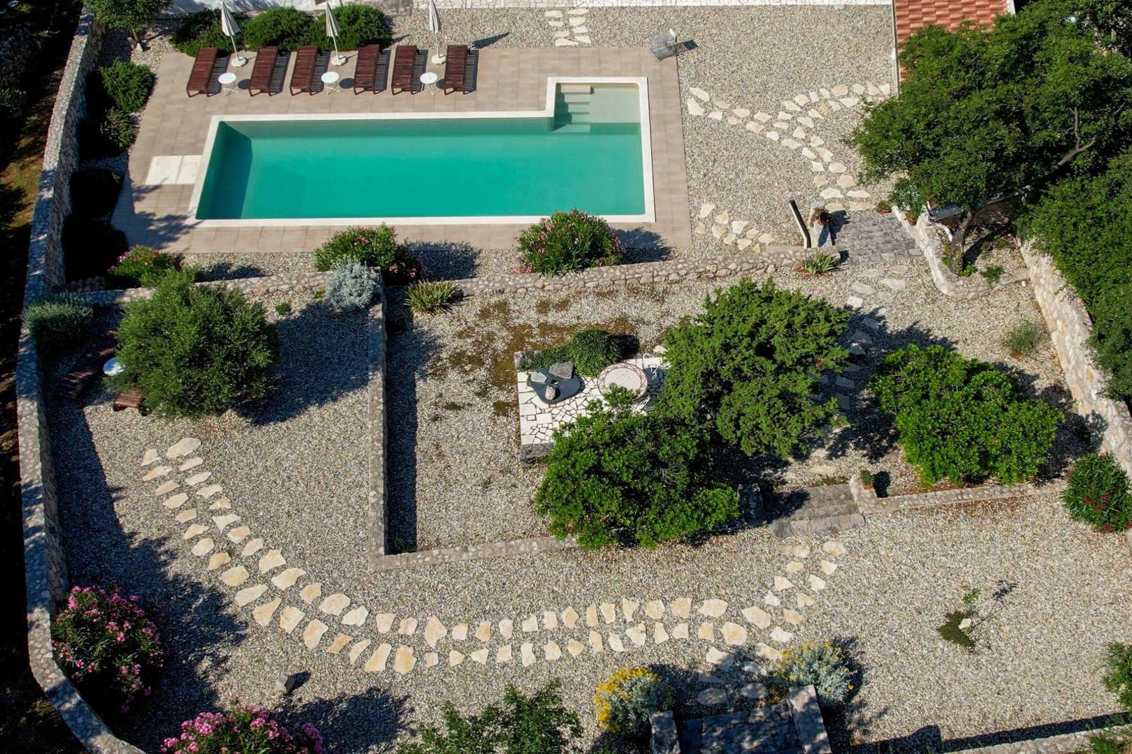 Nalazi se samo osam minuta vožnje od najbliže plaže