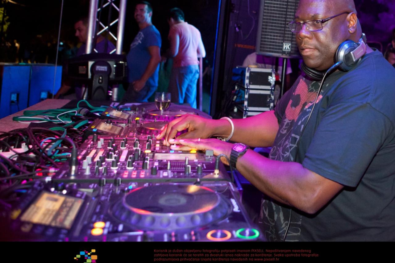 '20.08.2011., Plaza Kupari, Zupa dubrovacka - Jedan od najpoznatijih DJ-eva danasnjice Carl Cox nastupio je sinoc na plazi Kupari. Photo: Grgo Jelavic/PIXSELL'