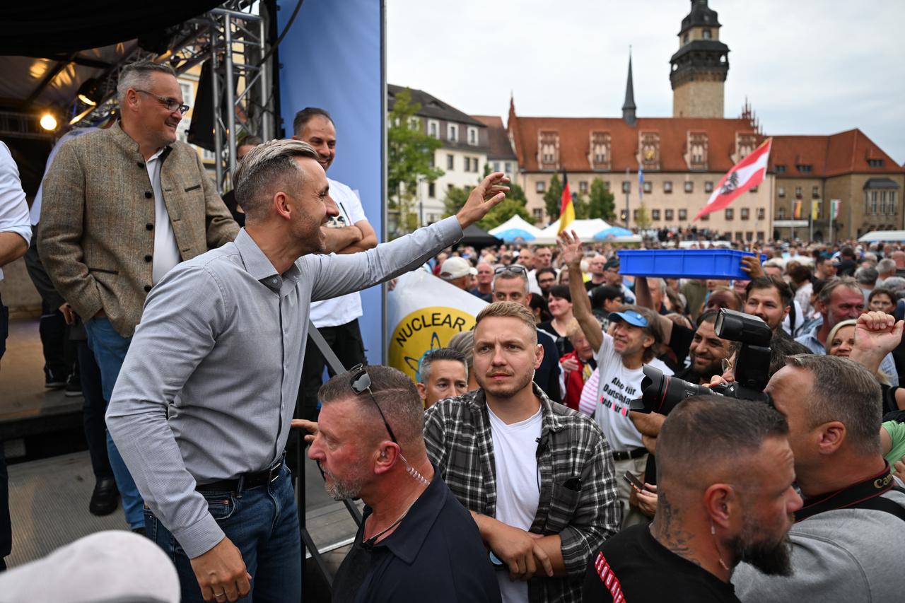 AfD Lead Candidate Ulrich Siegmund on the Campaign Trail