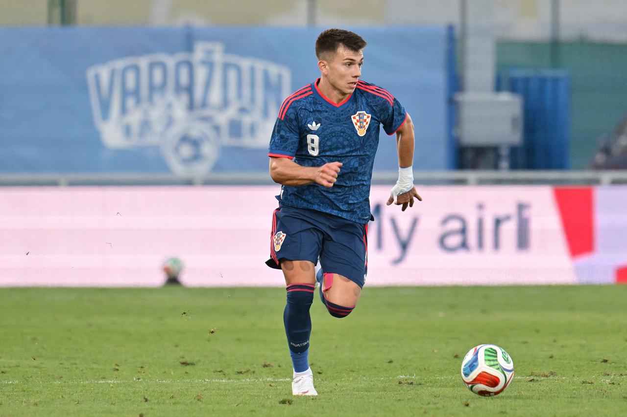 Varaždin: Hrvatska U-21 reprezentacija pobijedila Mađarsku 3:1, Jagušić zabio tri gola