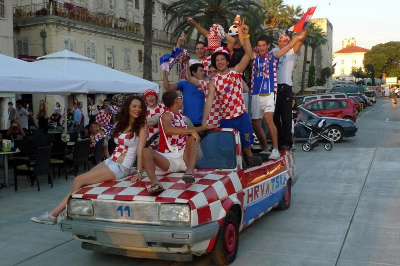hrvatski navijači u Splitu
