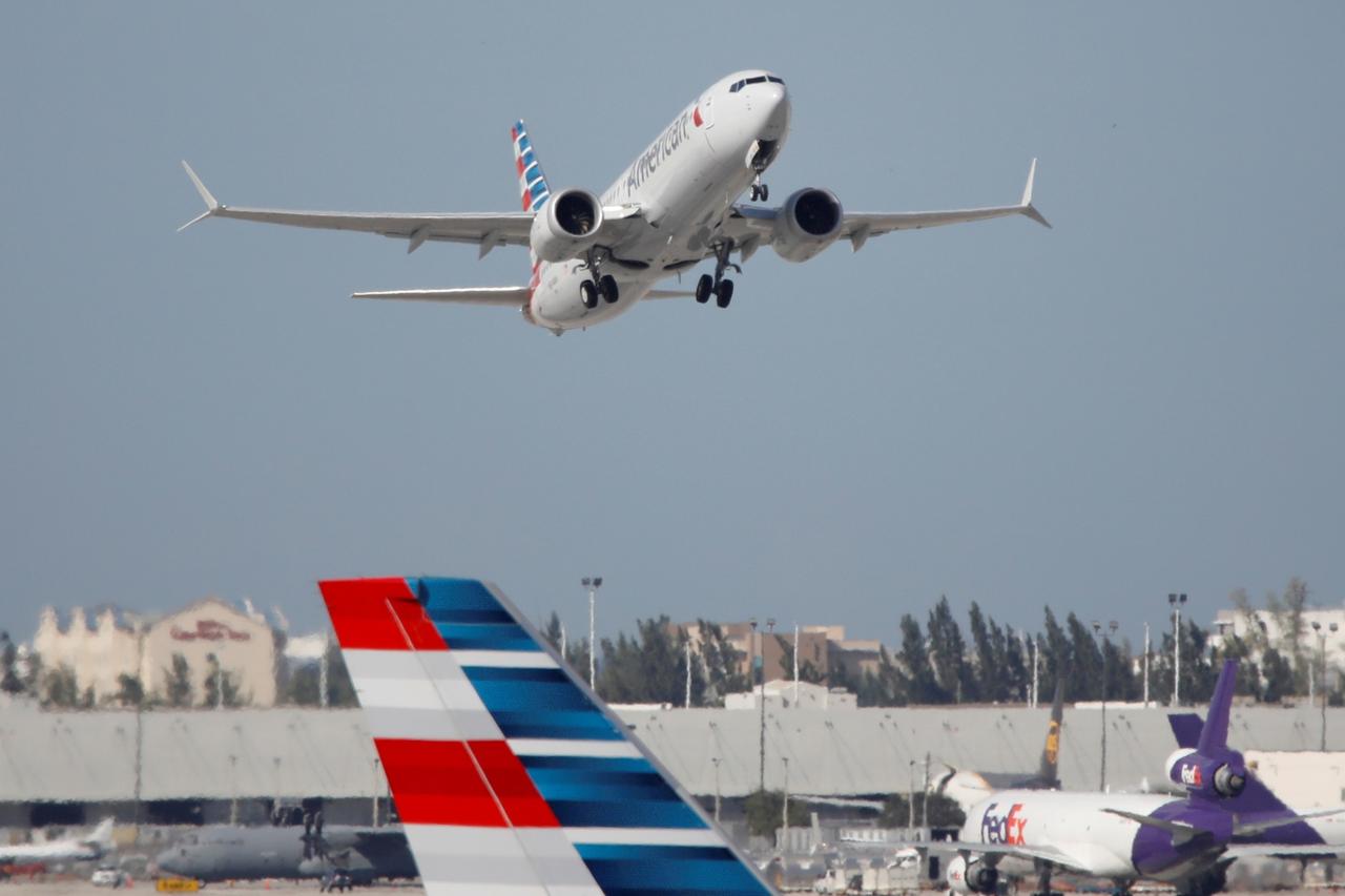 FILE PHOTO: Boeing 737 MAX resumes U.S. passenger flights after safety ban