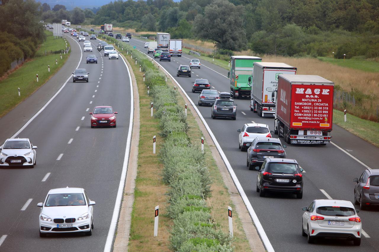 Pojačan promet na autocesti A1 između Zagreba i Karlovca