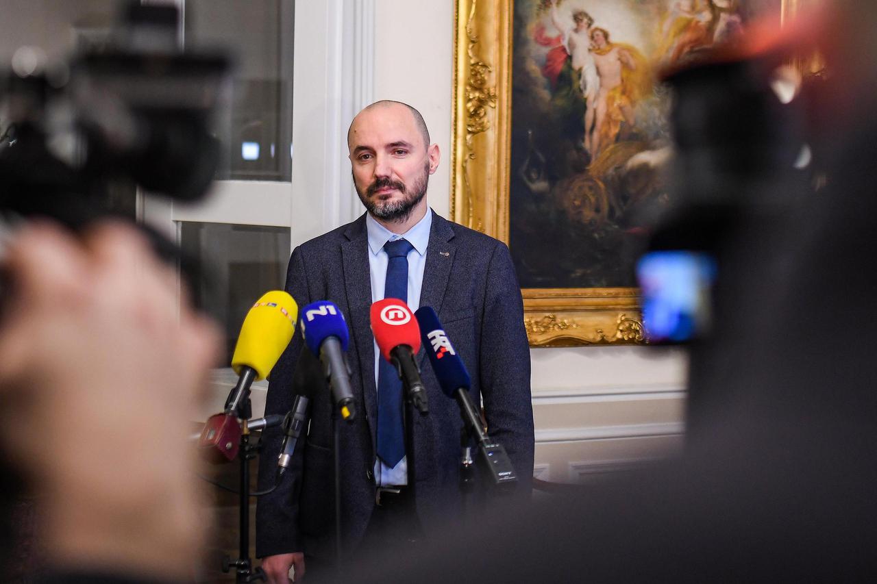 Zagreb: Boris Milošević dao je izjavu medijima nakon Koalicijskog sastanka u Vladi