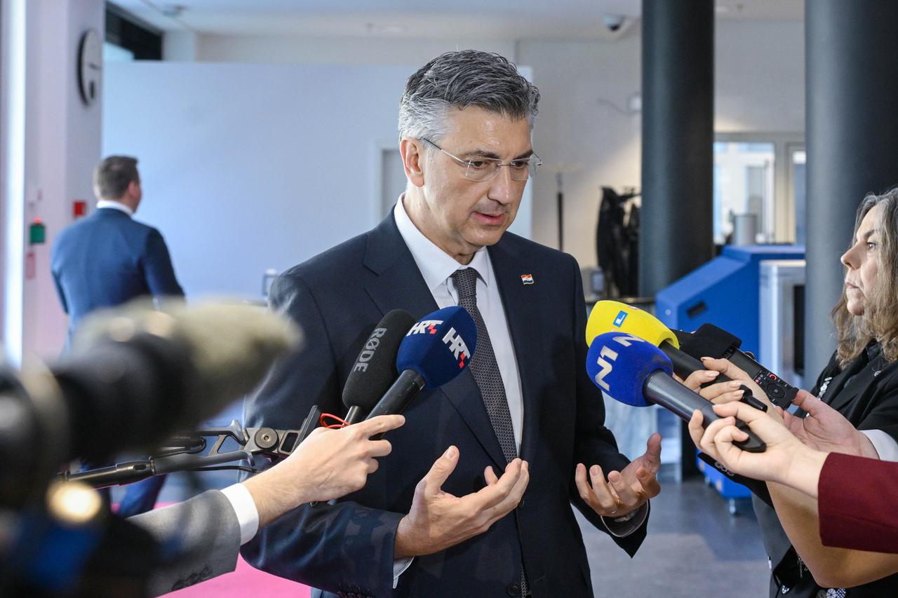 Zagreb: Izjava premijera Andreja Plenkovića prije početka aktualnog prijepodneva u Saboru