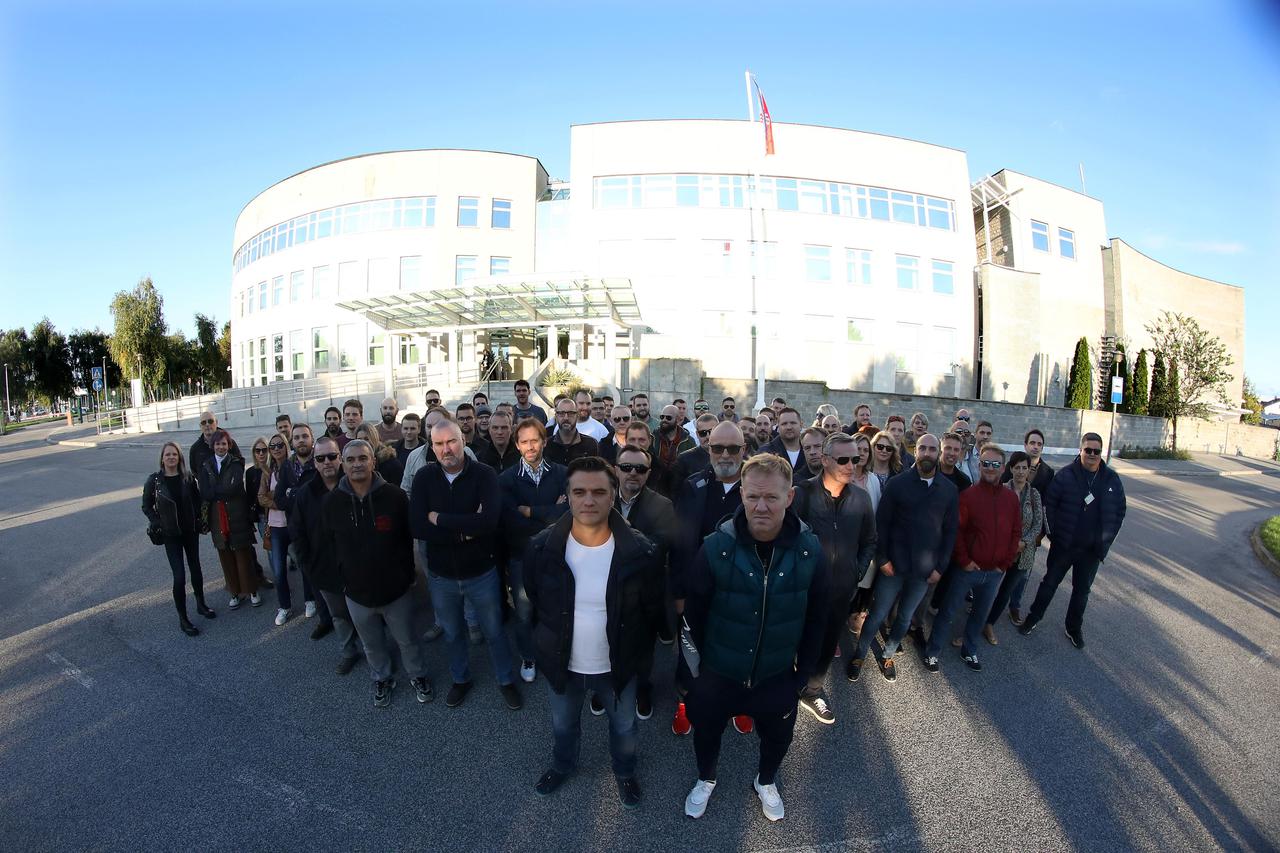 Prosvjed kontrolora leta ispred zgrade Kontrole letenja-Zagreb