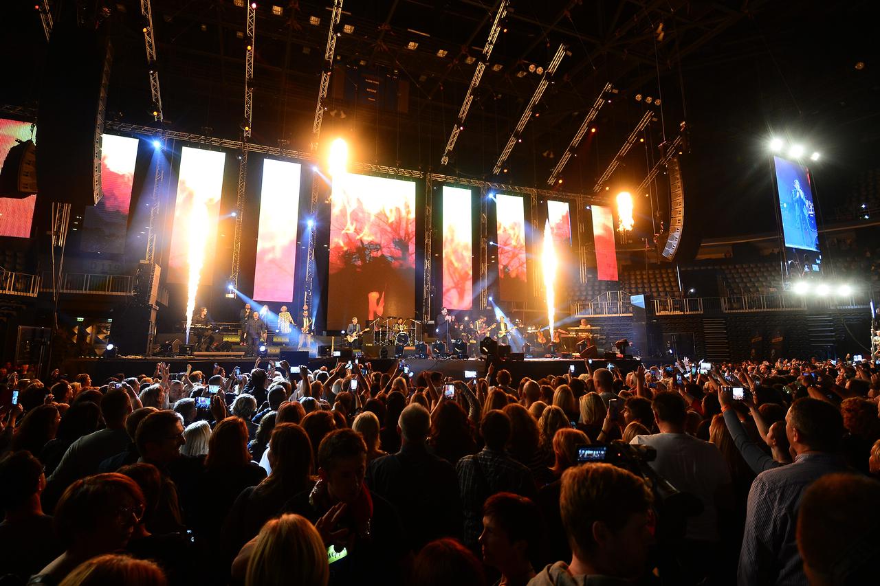 Zdravko Čolić održao koncert u Areni