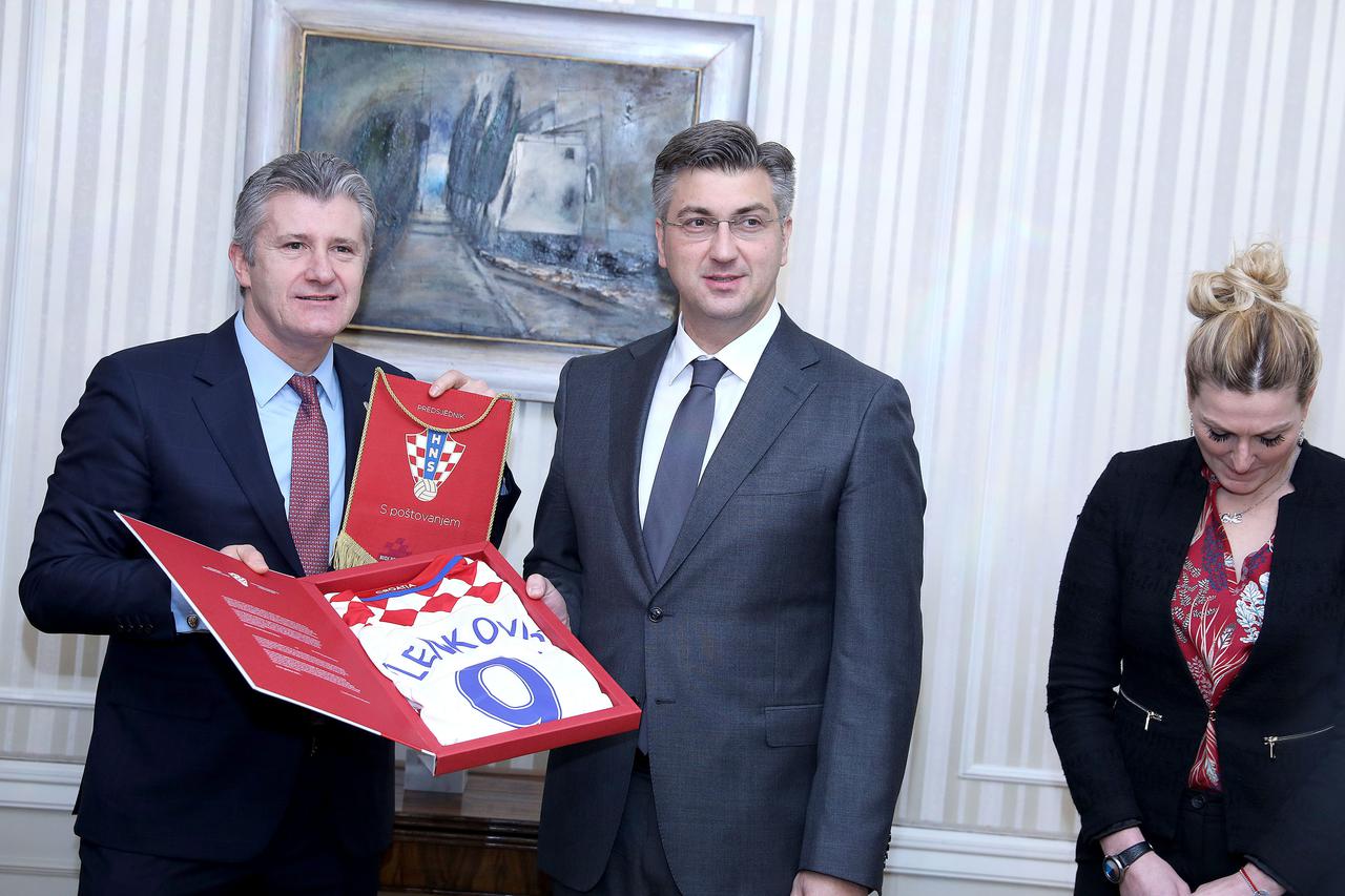 Davor šuker i Andrej Plenković