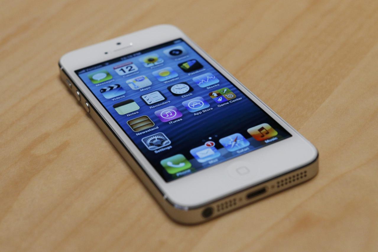 iPhone 5 (1)