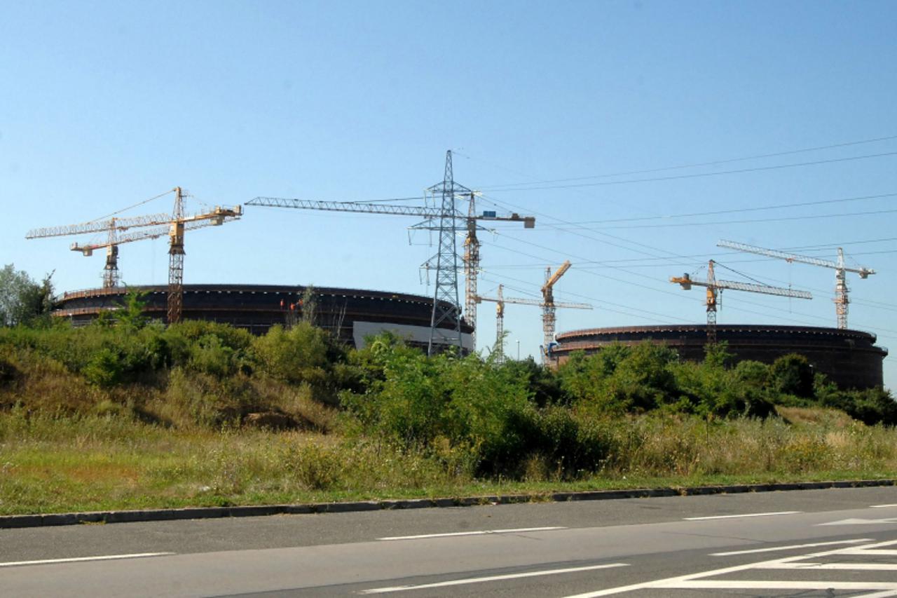 \'01.02.2012., Sisak - Grad Sisak izgubio je spor na Upravnom sudu i ostao bez 50-tak milijuna kuna od komunalne naknade za JANAF-ove rezervoare.  Photo: Nikola Cutuk/PIXSELL\'