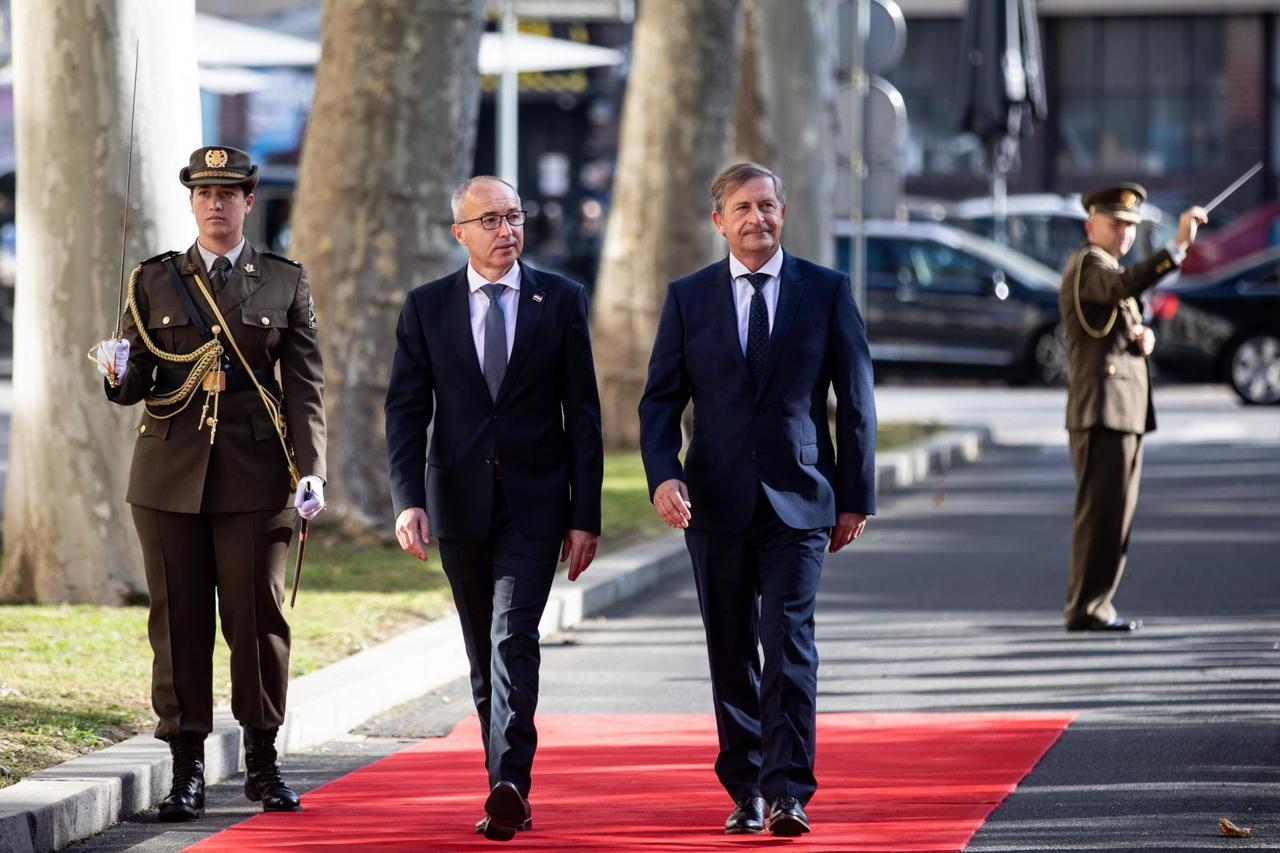 Erjavec i Krstičević