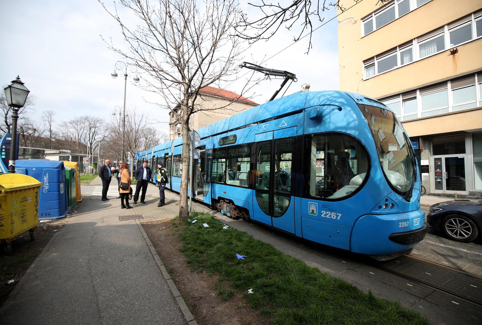 06.03.2024., Zagreb - Tramvaj linije 8 kod Langovog trga naletio je na musku osobu koja se nalazila na tracnicama. Intervencijom vatrogasaca osoba je spasena te prevezena u bolnicu. Photo: Slavko Midzor/PIXSELL