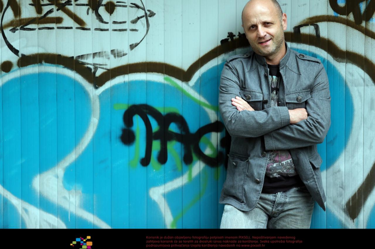 '20.09.2012., Rokov perivoj, Zagreb - Mile Kekin, pjevac grupe Hladno pivo. Photo: Sanjin Strukic/PIXSELL'