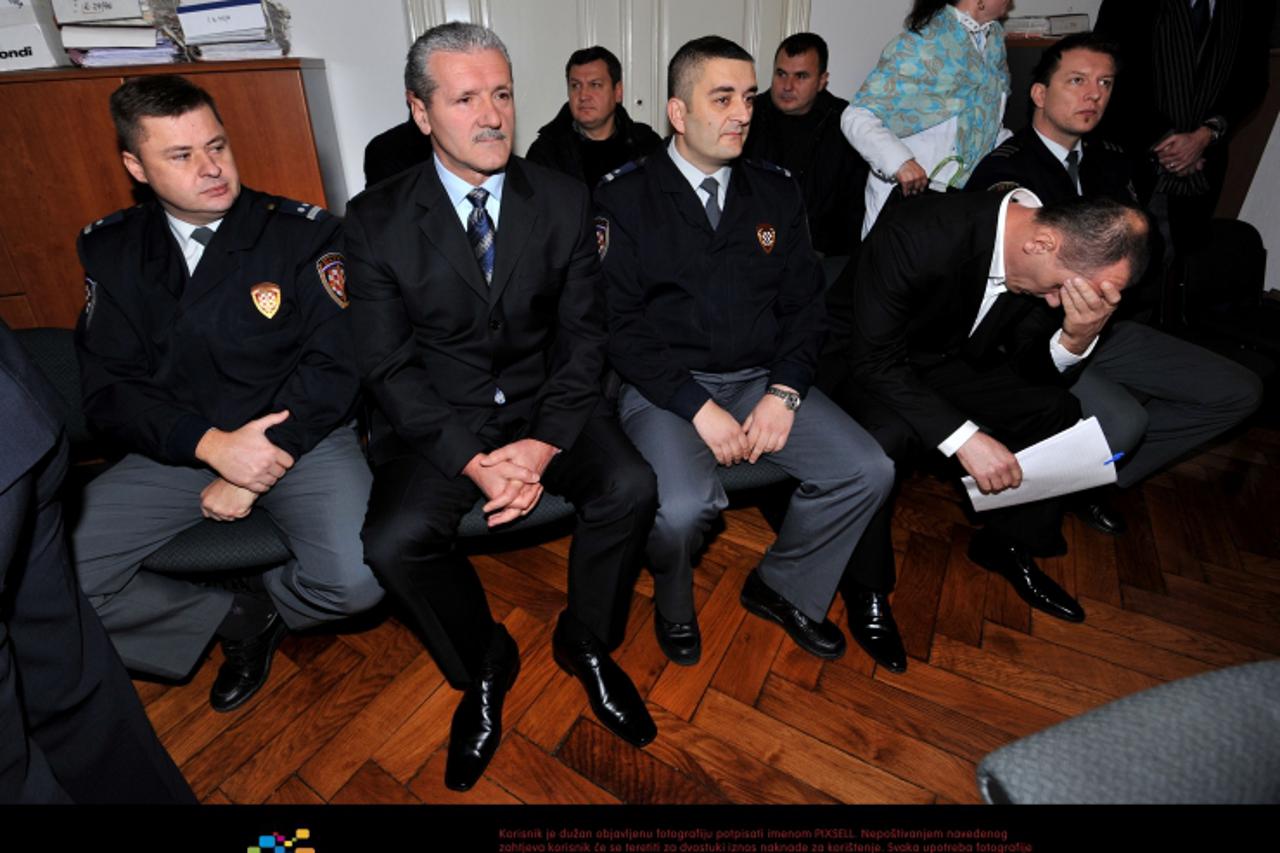 '24.11.2011., Zagreb - Na Zupanijskom sudu sudjenje Franji Drlji i Bozi Krajini zbog ratnog zlocina u Gruborima.  Photo: Marko Lukunic/PIXSELL'