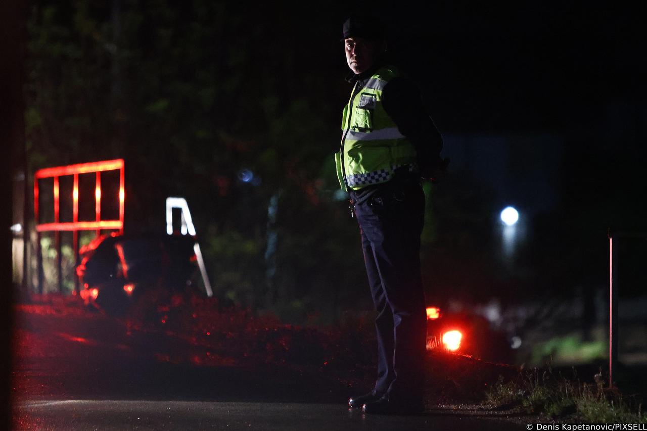 Stolac: Djevojka poginula u urušavanju stijene na kuću nakon potresa