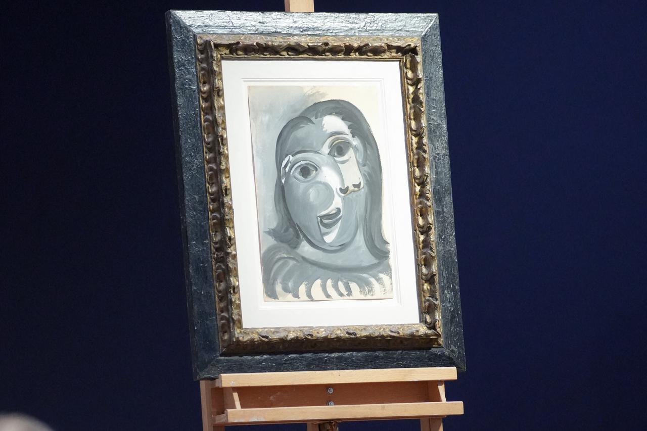 Lancement de la 3ème édition de l'Opération "1 Picasso pour 100 euros" au profit de la Fondation Recherche Alzheimer chez Christie's à Paris