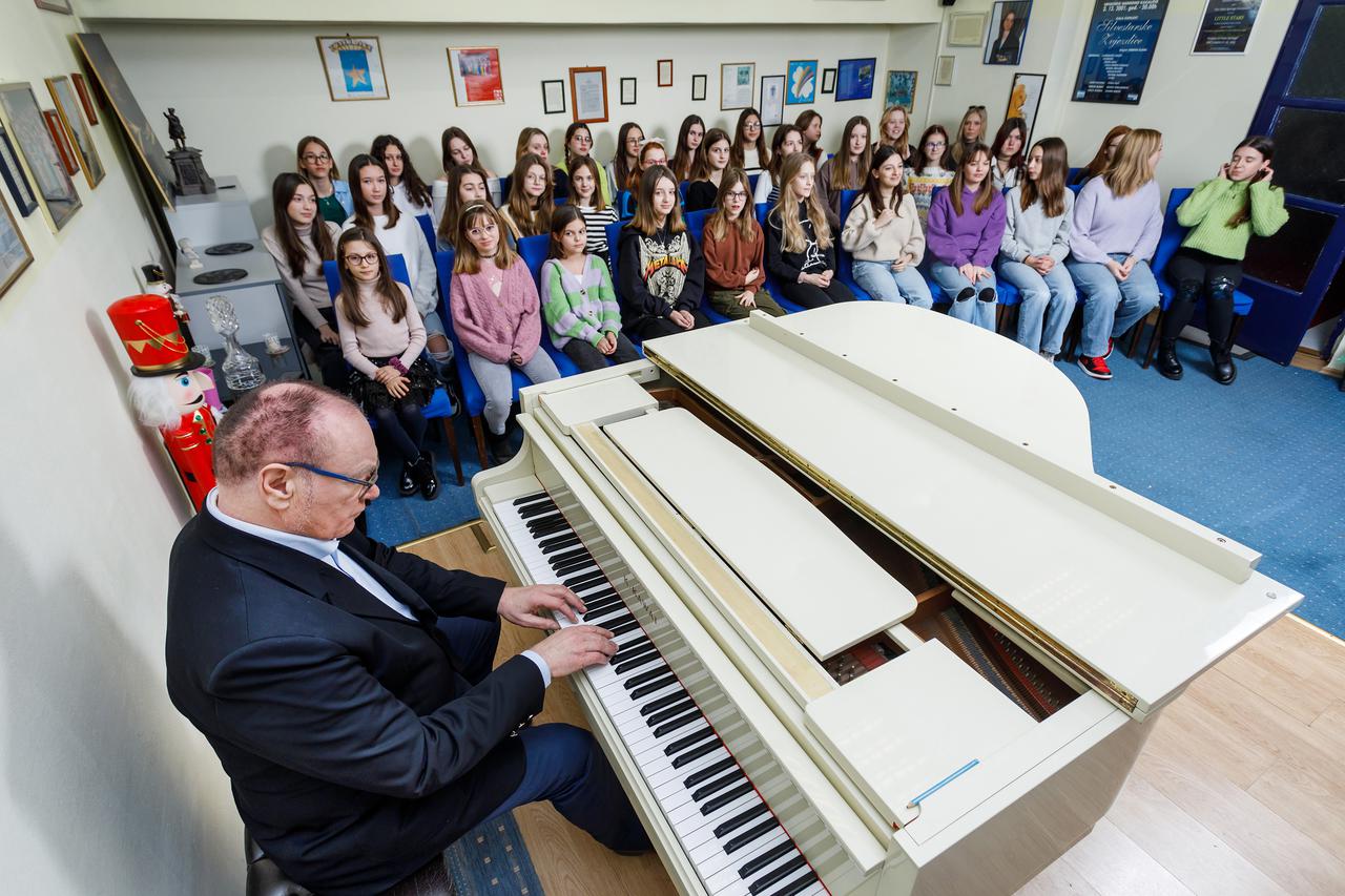 Zagreb: Zbor Zvjezdice i dirigent Zdravko Šljivac