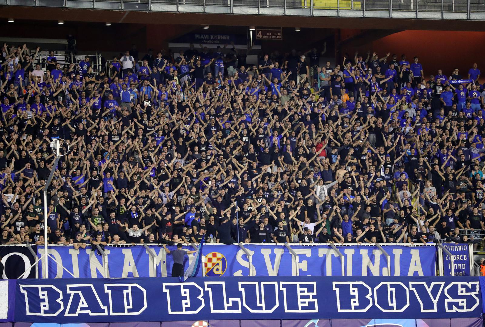 Maksimir pun kao nekad: Dinamo ima sjajnu podršku navijača | Večernji.hr