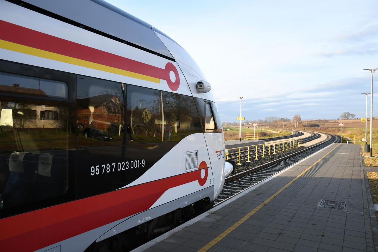 Bjelovar: Nova Pruga Sv. Ivan Žabno – Gradec, duljine 12,2 kilometra