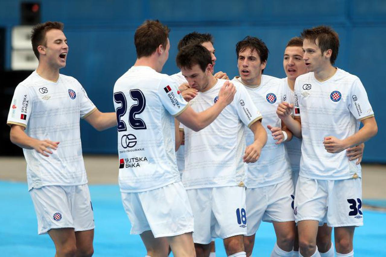 Dinamo Hajduk (1)