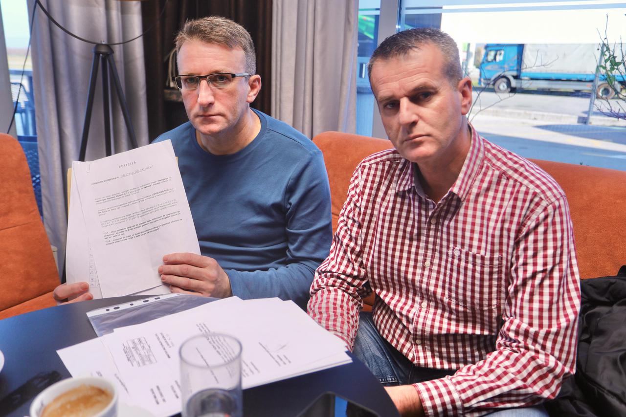Trilj: Policajci  Miro Malbaša i Miro Botić