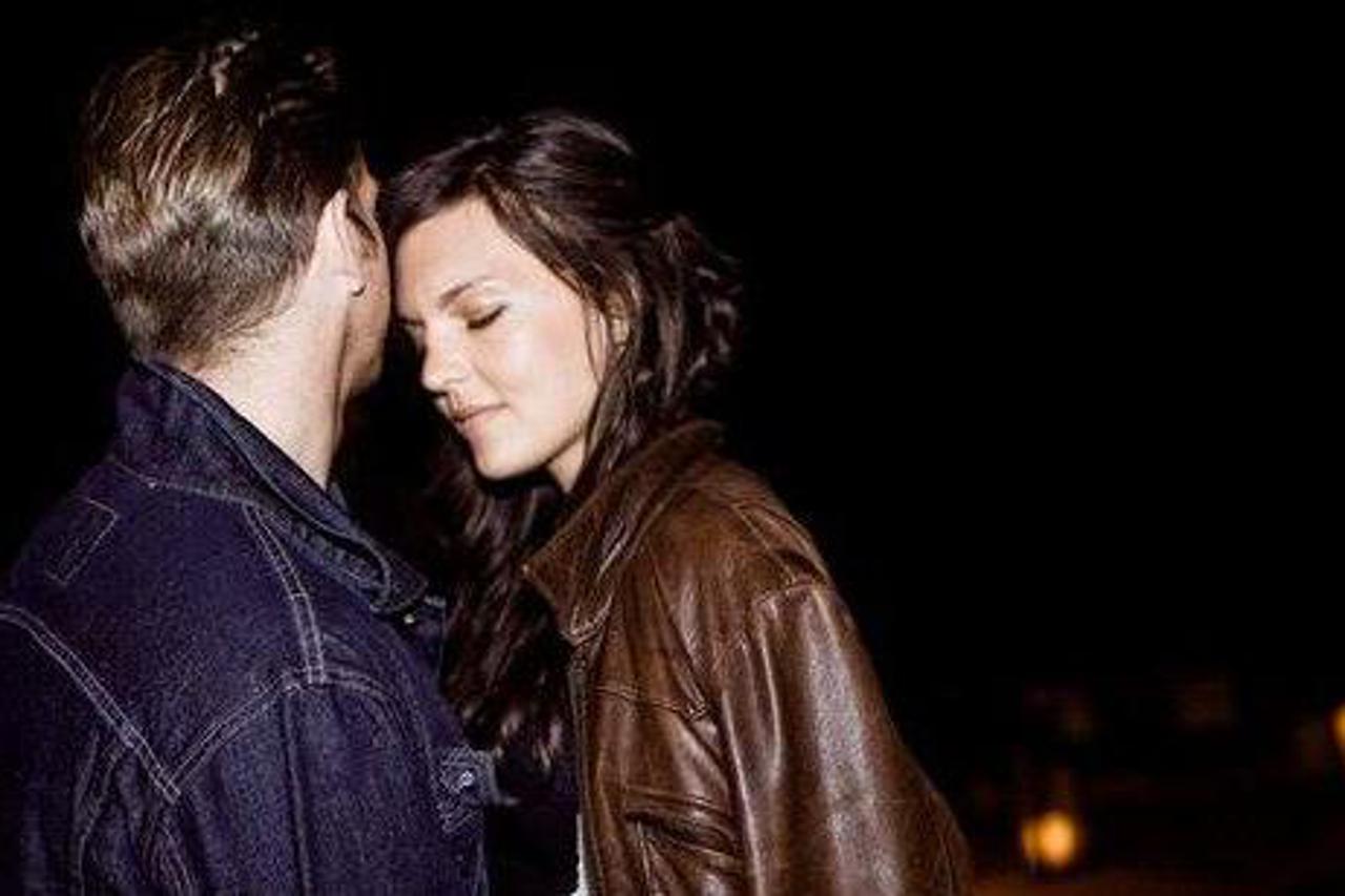 Sean Brosnan i Sanja Banić