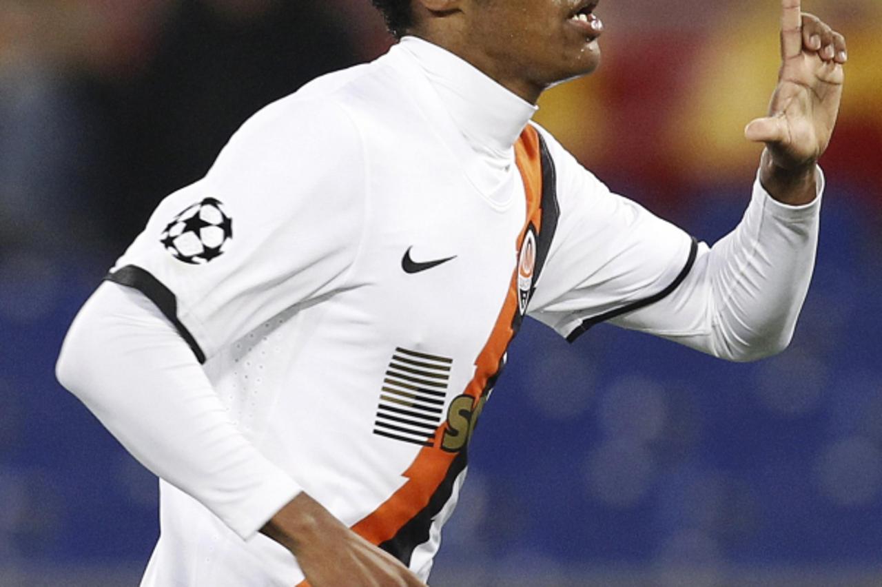 Douglas Costa