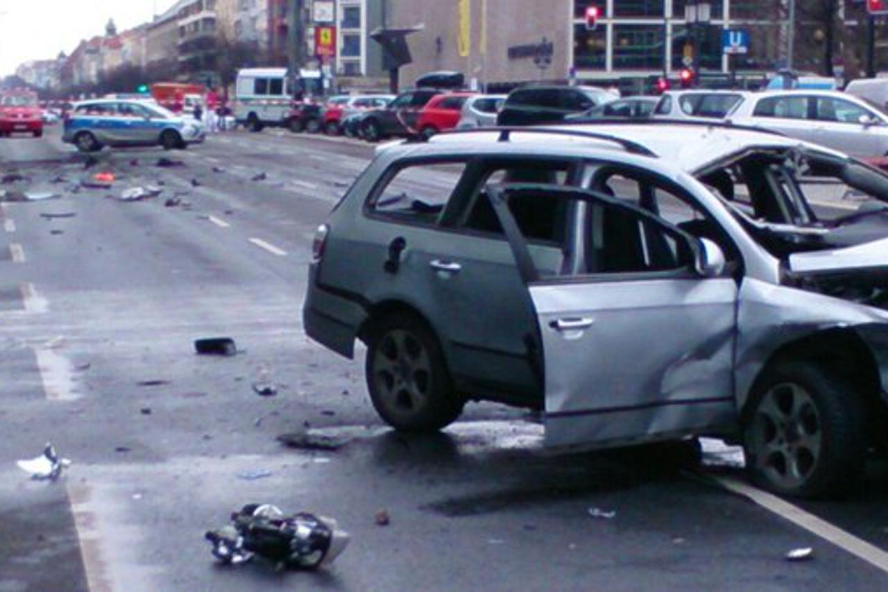 berlin eksplozija auto bombe