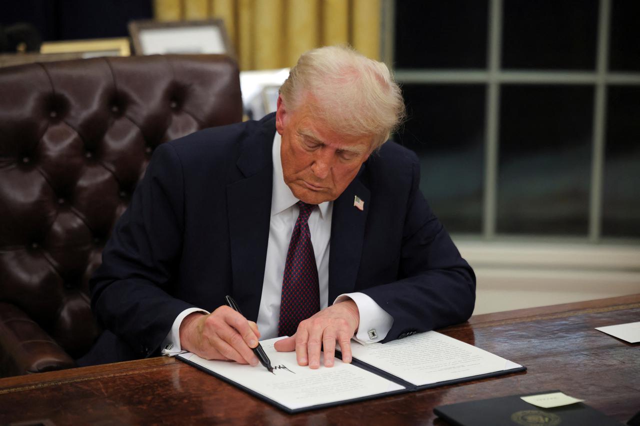Ovo su prvi potezi Donalda Trumpa. Evo što je sve potpisao - Večernji.hr