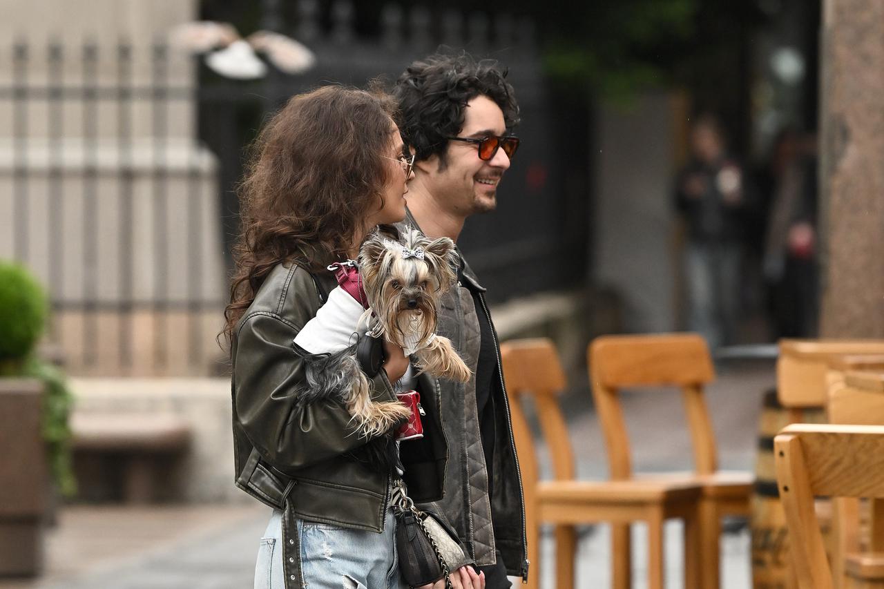 Zagreb: Igor Drvenkar s djevojkom Norom prošetao gradom