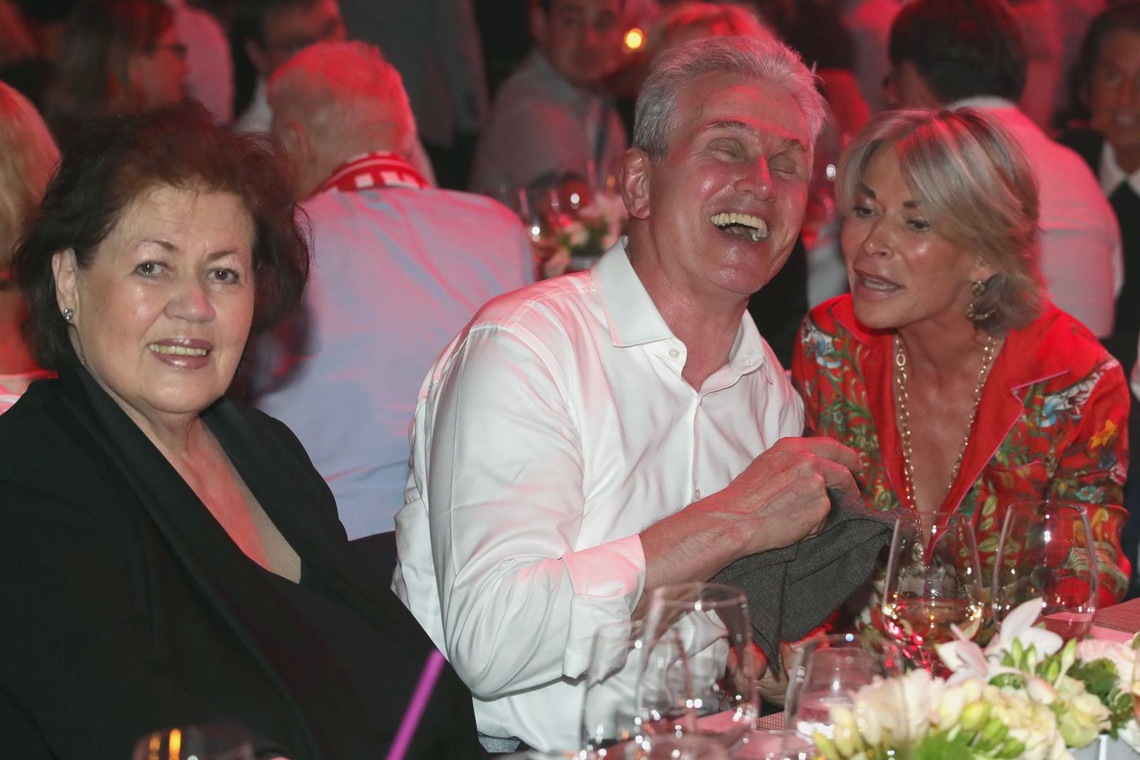 Bila je ta utakmica ujedno i posljednja koju je Jupp Heynckes kao trener vodio na Allianz Areni.