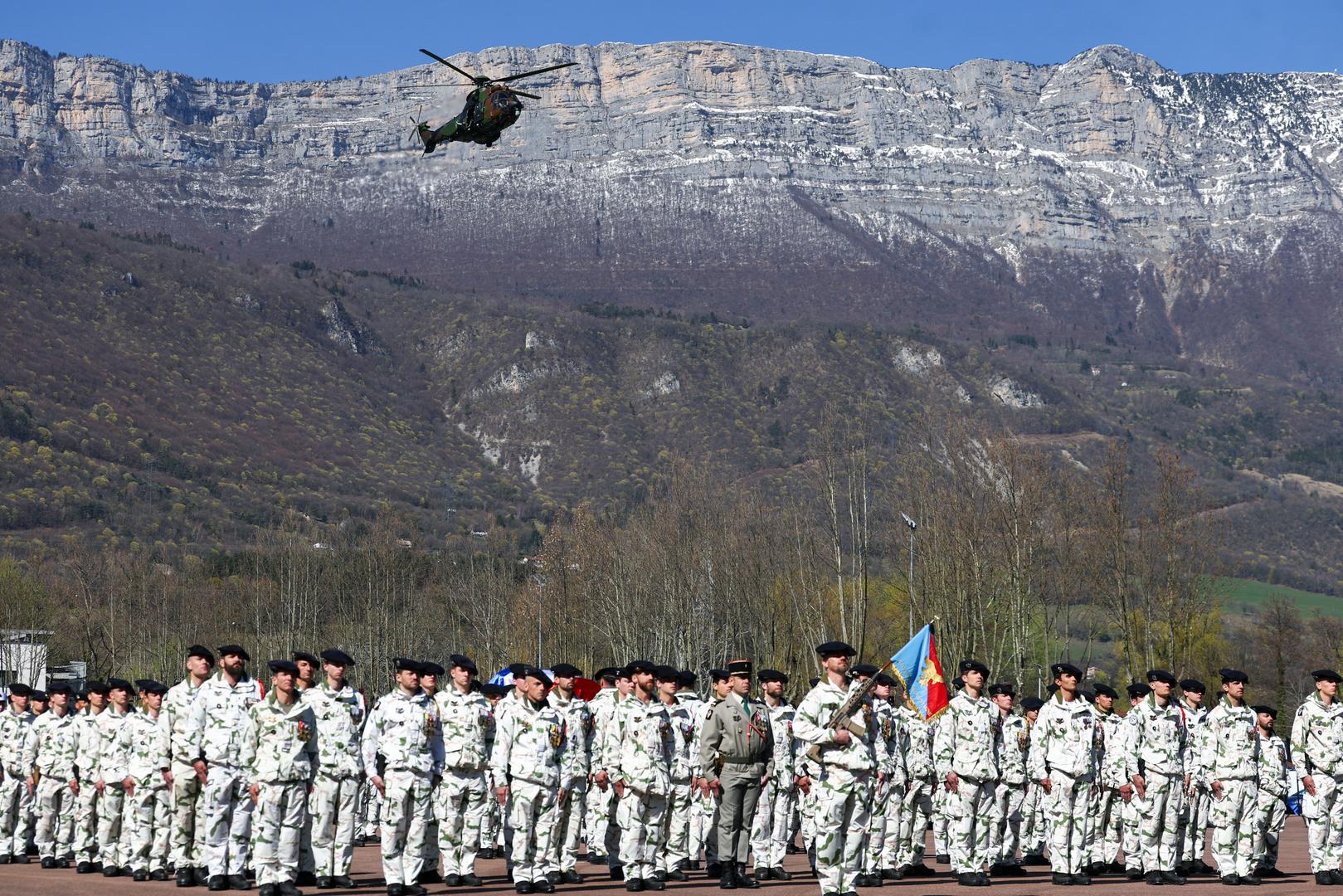 Francuska slijedi odmah iza s raznolikim vojnim snagama, modernim zrakoplovstvom i sposobnošću samostalnog provođenja operacija u inozemstvu.