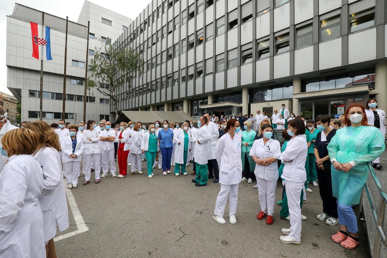 Prosvjed zaposlenika Klinike za tumore KBC-a Sestre milosrdnice koja je ostala bez ijednog radiologa