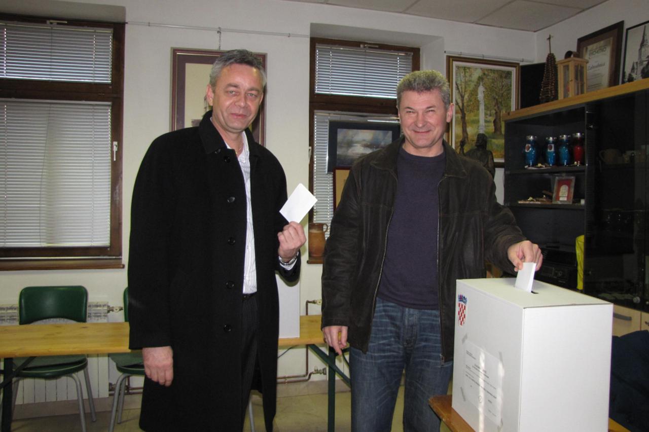 HSS-ovci Hrg i Koren glasovali na referendumu