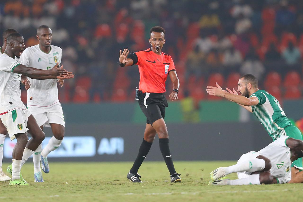 Football - 2023 Africa Cup of Nations - Finals - Mauritania v Algeria - Peace Stadium - Bouake - Cote dIvoire