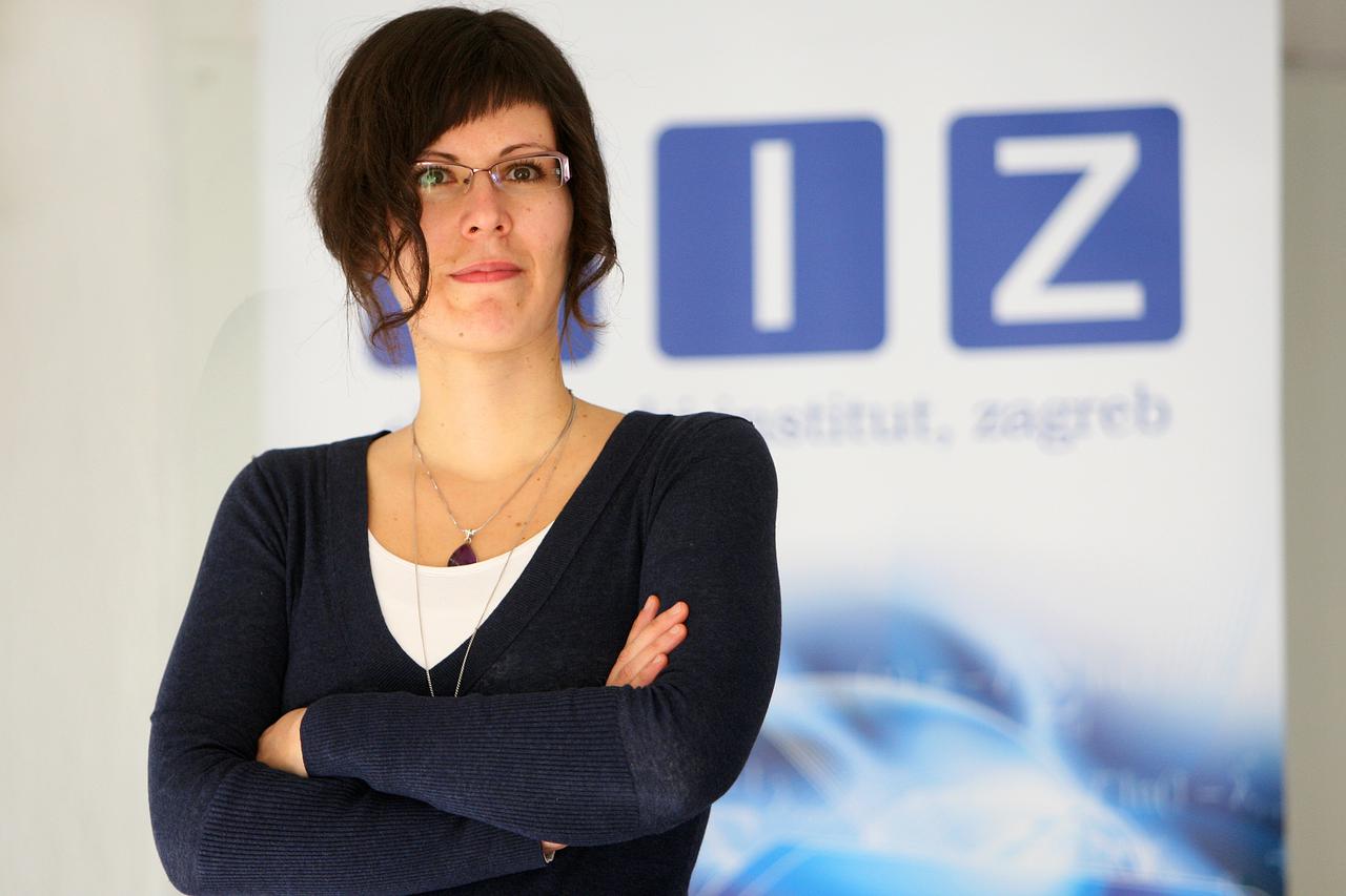 POSEBNI PRILOZI  08.02.2012., Zagreb - Maruška Vizek, znanstvena suradnica na Ekonomskom institutu Zagreb. Photo: Slavko Midzor/PIXSELL