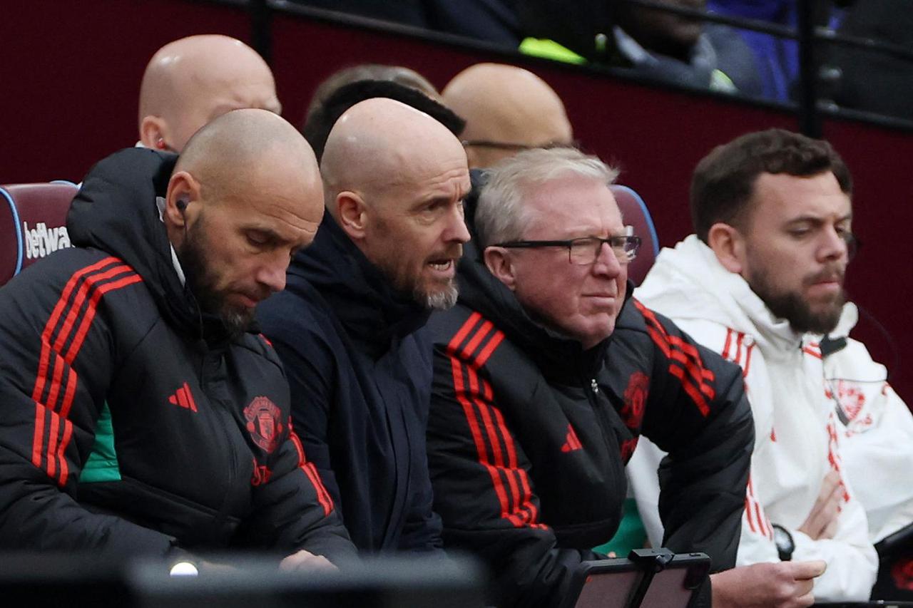 Premier League - West Ham United v Manchester United