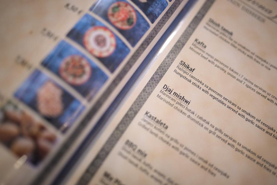 Zagreb: Restoran Layali