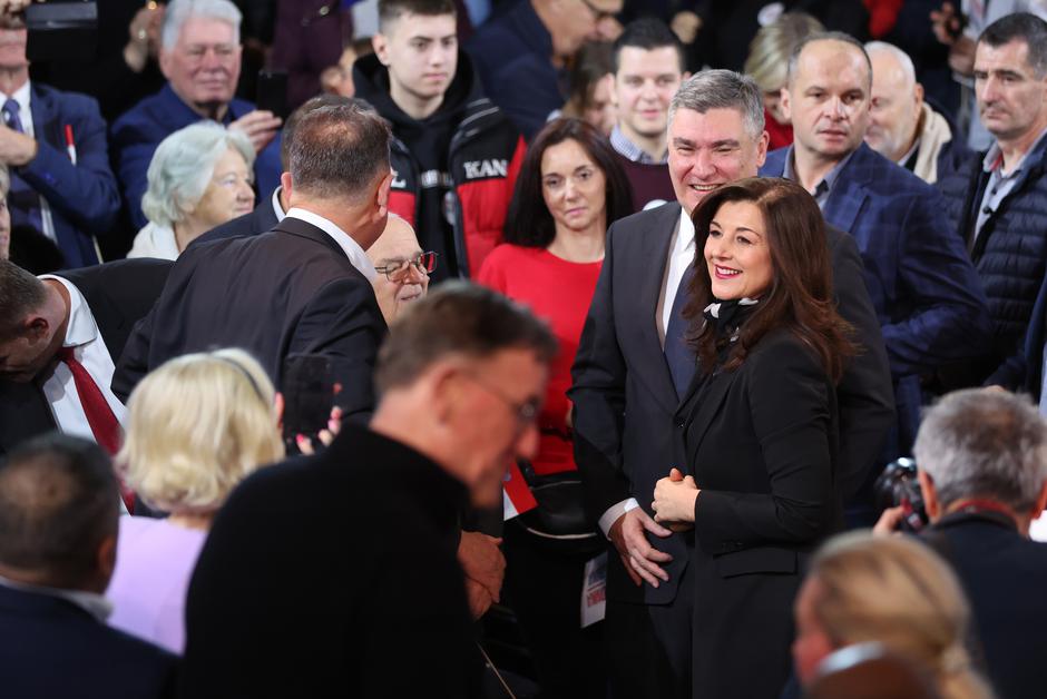 Zagreb: Predizborni skup predsjednika Milanovića