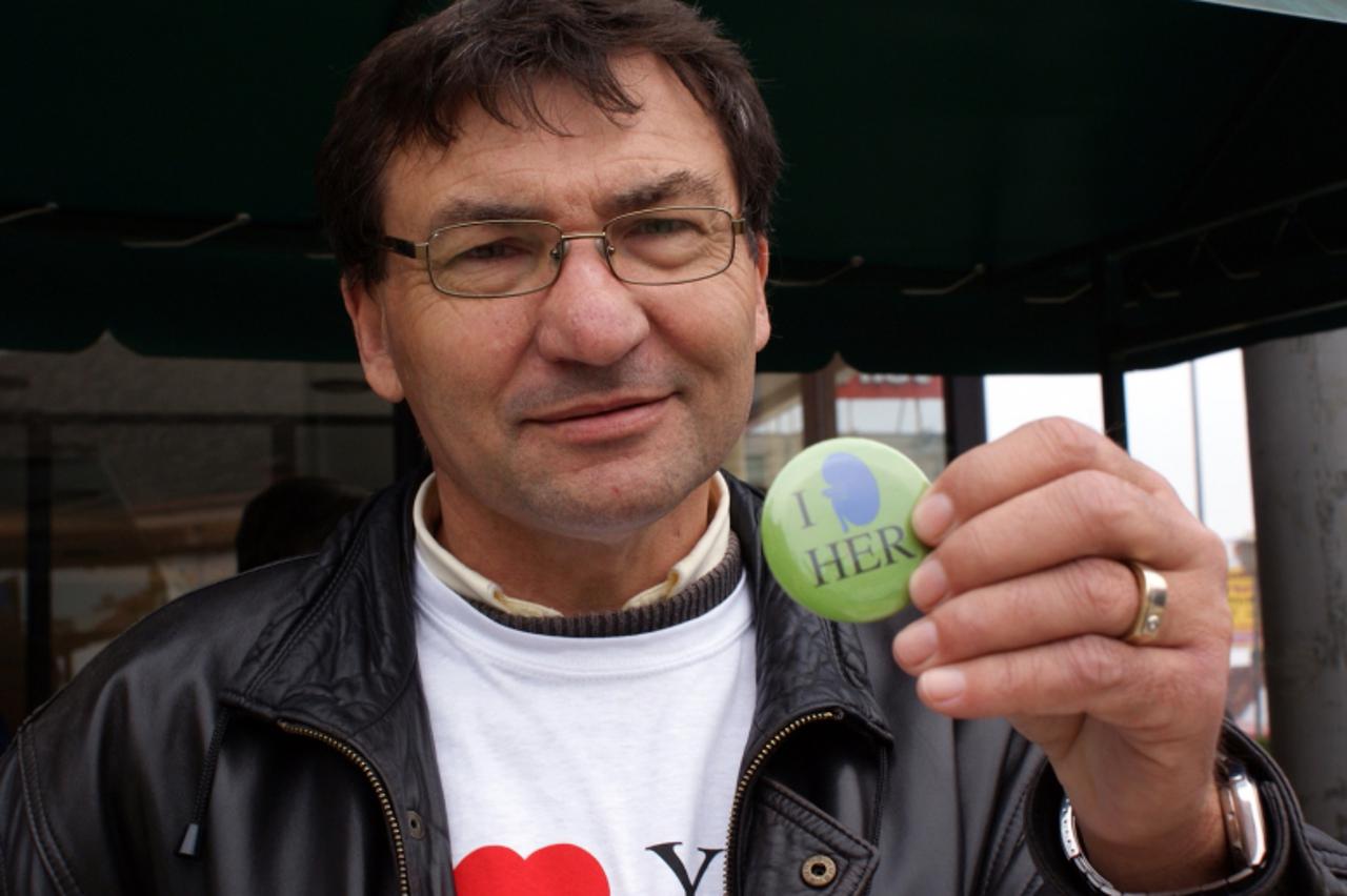 \'podravina i bilogora, virovitica, 18.10.2010. dragutin minauf iz slatine prije dvije godine dobio je novi bubreg i gusteracu, a kao jedan od transplantiranih bolesnika porucuje da se nikad ne treba 