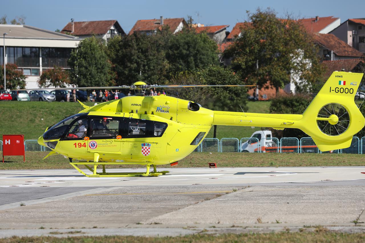 Zagreb:  Helikopter Hitne medicinske službe u RH nakon probnog leta sletio na helidrom KB Dubrava