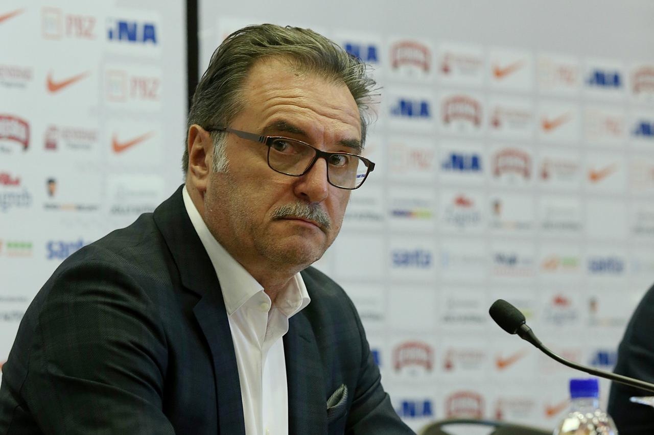 16.05.2016., Zagreb - Izbornik hrvatske nogometne reprezentacije Ante Cacic u hotelu DoubleTree by Hilton predstavio popis kandidata za nastup na UEFA Euru 2016. te program priprema Vatrenih uoci odlaska u Francusku.  Photo: Dalibor Urukalovic/PIXSELL