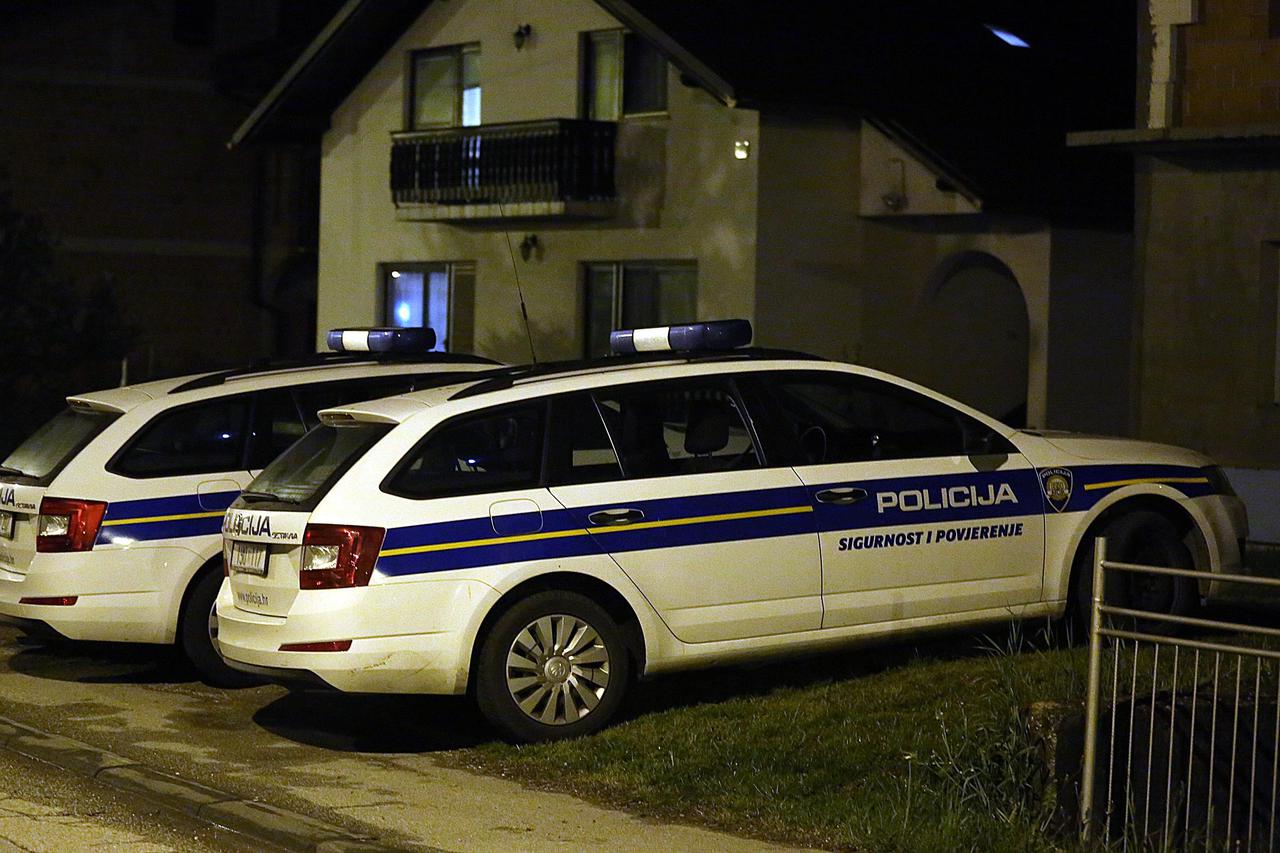 policija